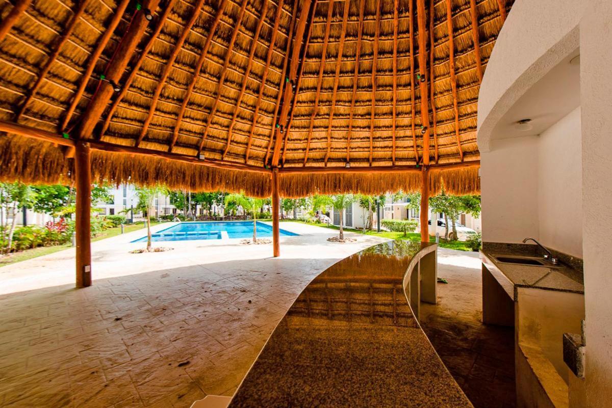 Charming & Comfortable House, 15 Min To Downtown Playa del Carmen