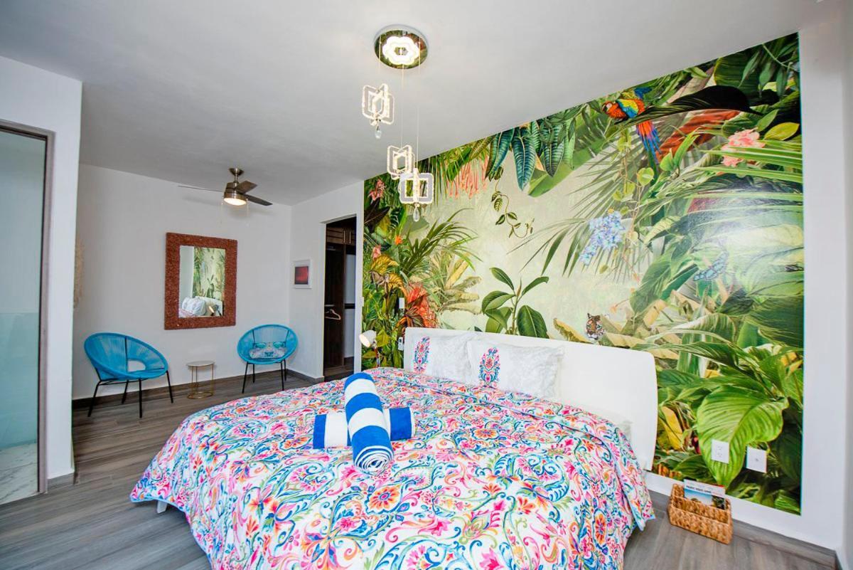 Charming & Comfortable House, 15 Min To Downtown Playa del Carmen